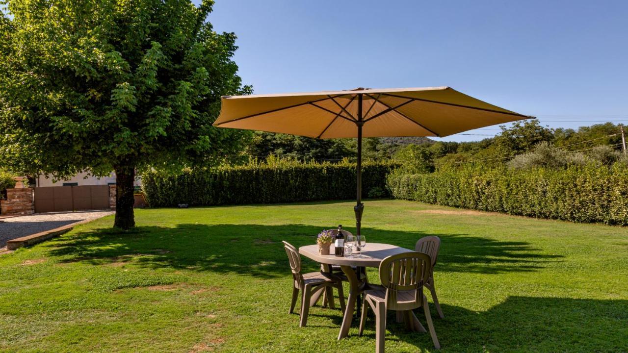 לוקה Il Cottage Di Patrizia מראה חיצוני תמונה